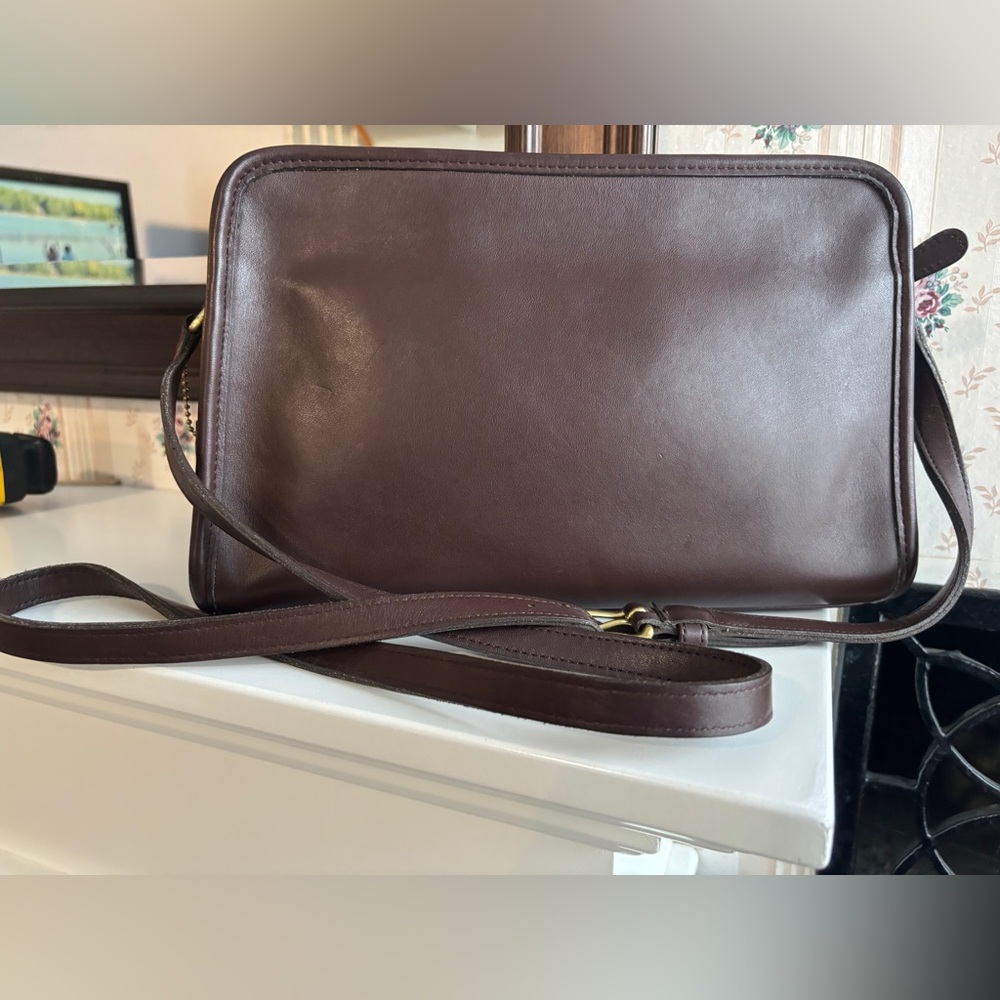 Coach Mahogany Vintage Sutton Leather Crossbody Bag 9814 brass GUC